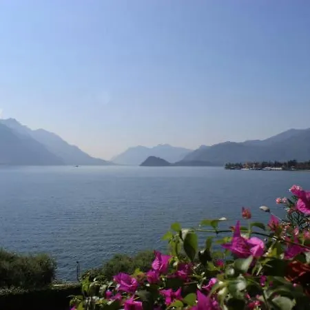 Sleeps 4 * Menaggio