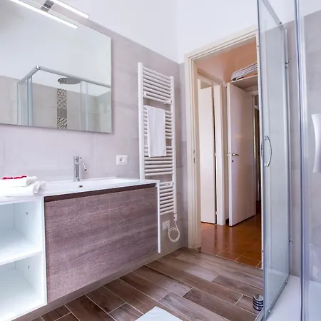 Sleeps 4 Menaggio